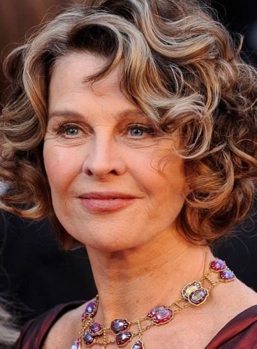 Internex Posed Hairstyles For Round Faces Over 50