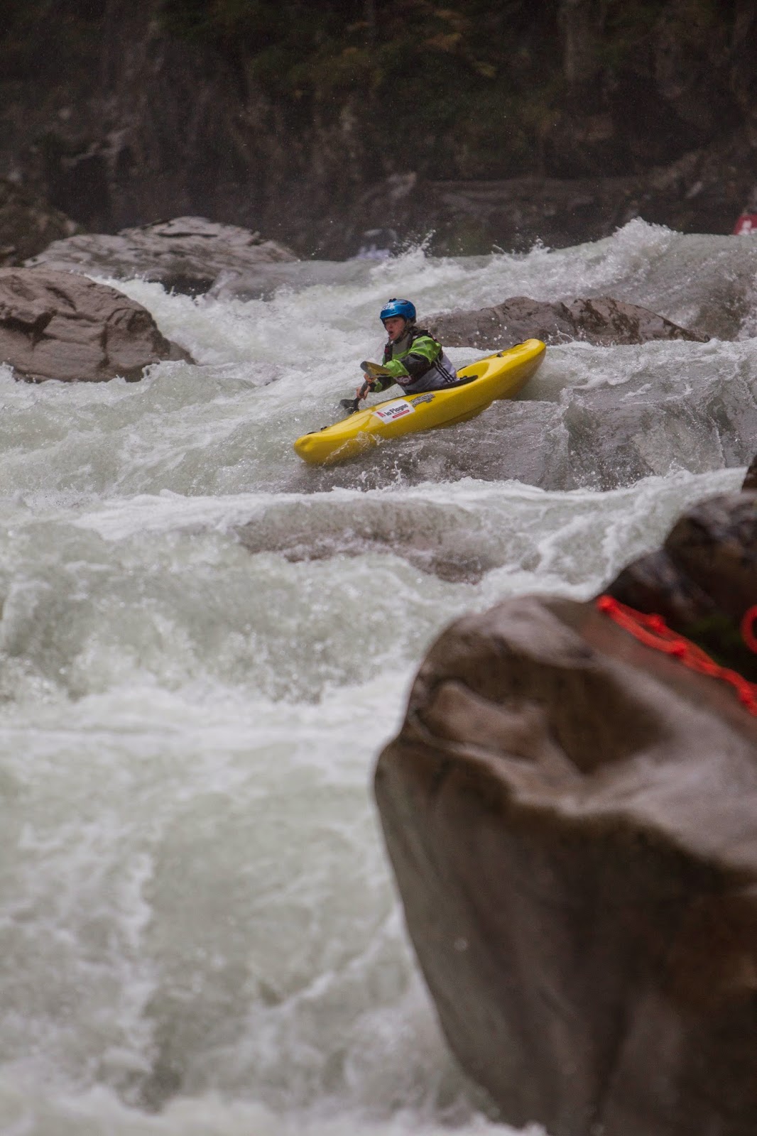 Periodo perioperatorio Acurrucarse escena Nouria Newman: Adidas Sickline - Extreme Kayaking World Championships Periodo perioperatorio Acurrucarse escena Nouria Newman: Adidas Sickline - Extreme Kayaking World Championships