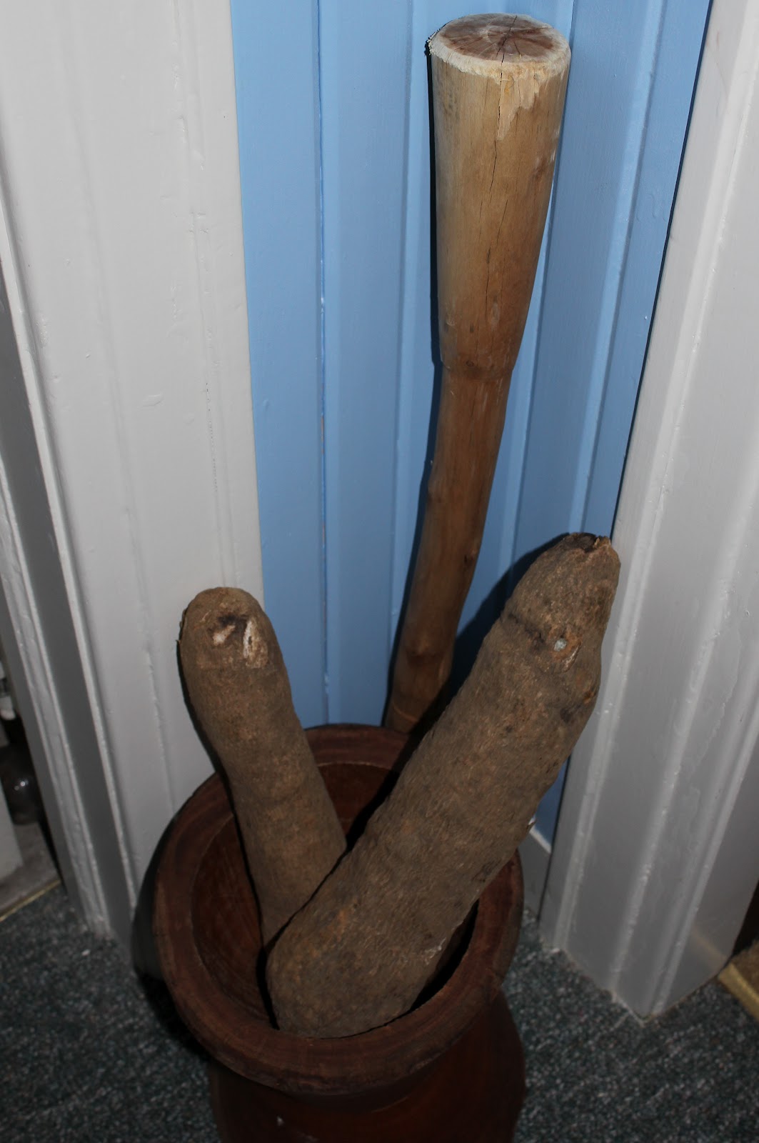 This and that Pounding fufu....