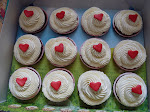 Red Velvet Cupcakes 16pcs RM48