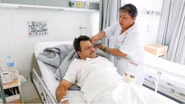 Maestro perdió dos dedos y se fracturó columna al intentar salvar a alumna durante sismo Maestro perdió dos dedos y se fracturó columna al intentar salvar a alumna durante sismo