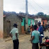 Idoso é encontrado morto com corda no pescoço e pendurado no teto de casa