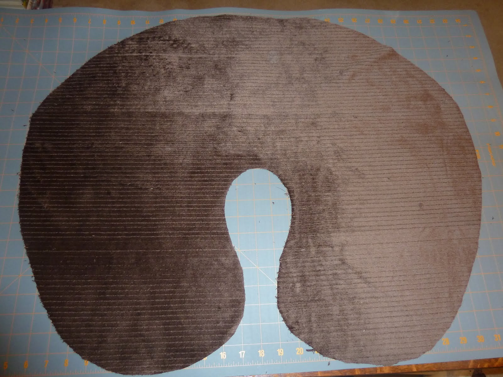 Sew Leelaa! How to make a Boppy Cover