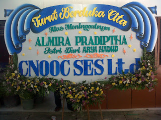 bunga papan duka toko bunga surabaya
