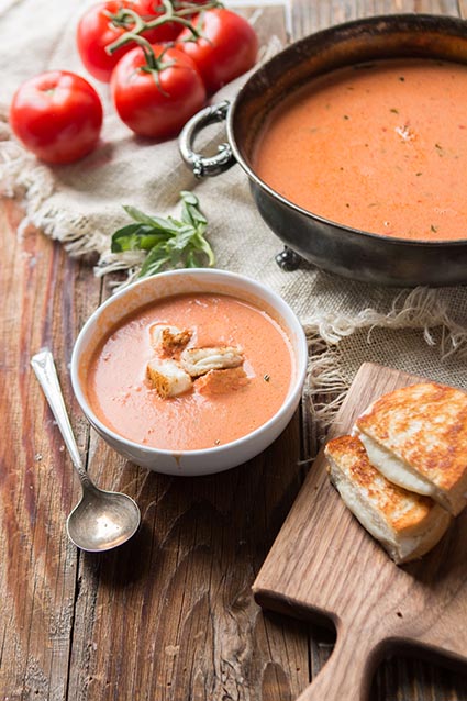 Roasted Tomato Basil Soup - Oh Sweet Basil