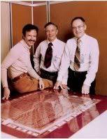 Kisah Sukses Gordon Moore – Robert Noyce – Andrew Grove Kisah Sukses Gordon Moore – Robert Noyce – Andrew Grove
