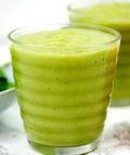 Jus apel campur alpukat Jus apel campur alpukat