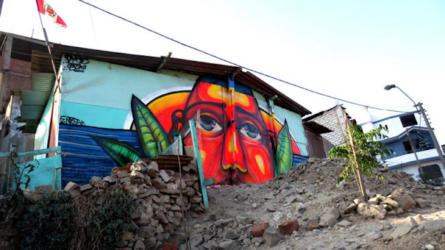 New Street Art Pieces by Peruvian Duo Entes Y Pesimo on the streets of Lima in Peru. 1