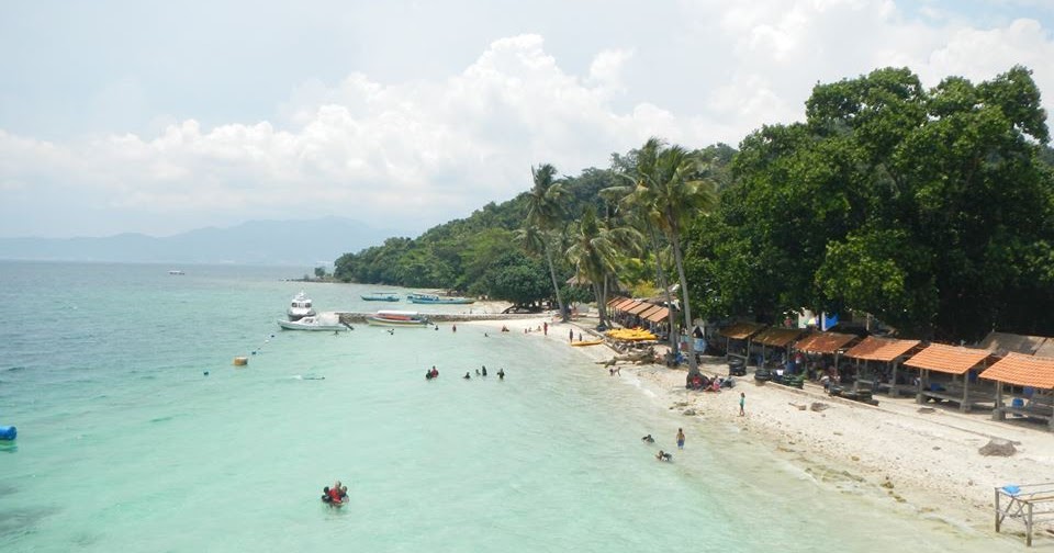 The Beach : Pantai Mutun dan Pulau Tangkil