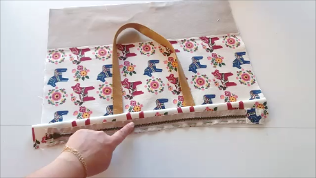 Cómo hacer un bolso de tela con cremallera 