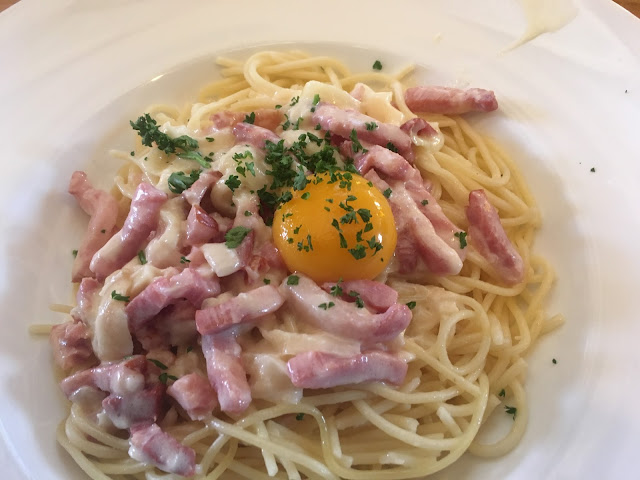 Spaghetti Carbonara at La Bergerie restaurant - La Plagne Spaghetti Carbonara at La Bergerie restaurant - La Plagne