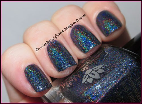 Rainbowify Me ~ Nail blog: What’s In-die Box?, October 2014: Holo-ween!