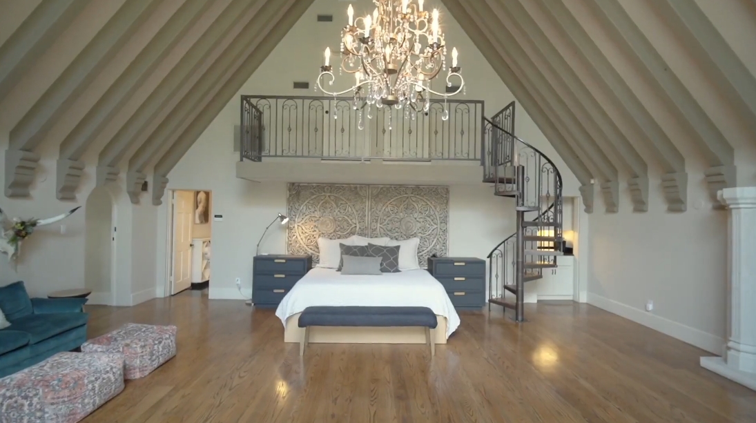25 Interior Design Photos vs. 500 E Olmos Dr, San Antonio Luxury Home Tour