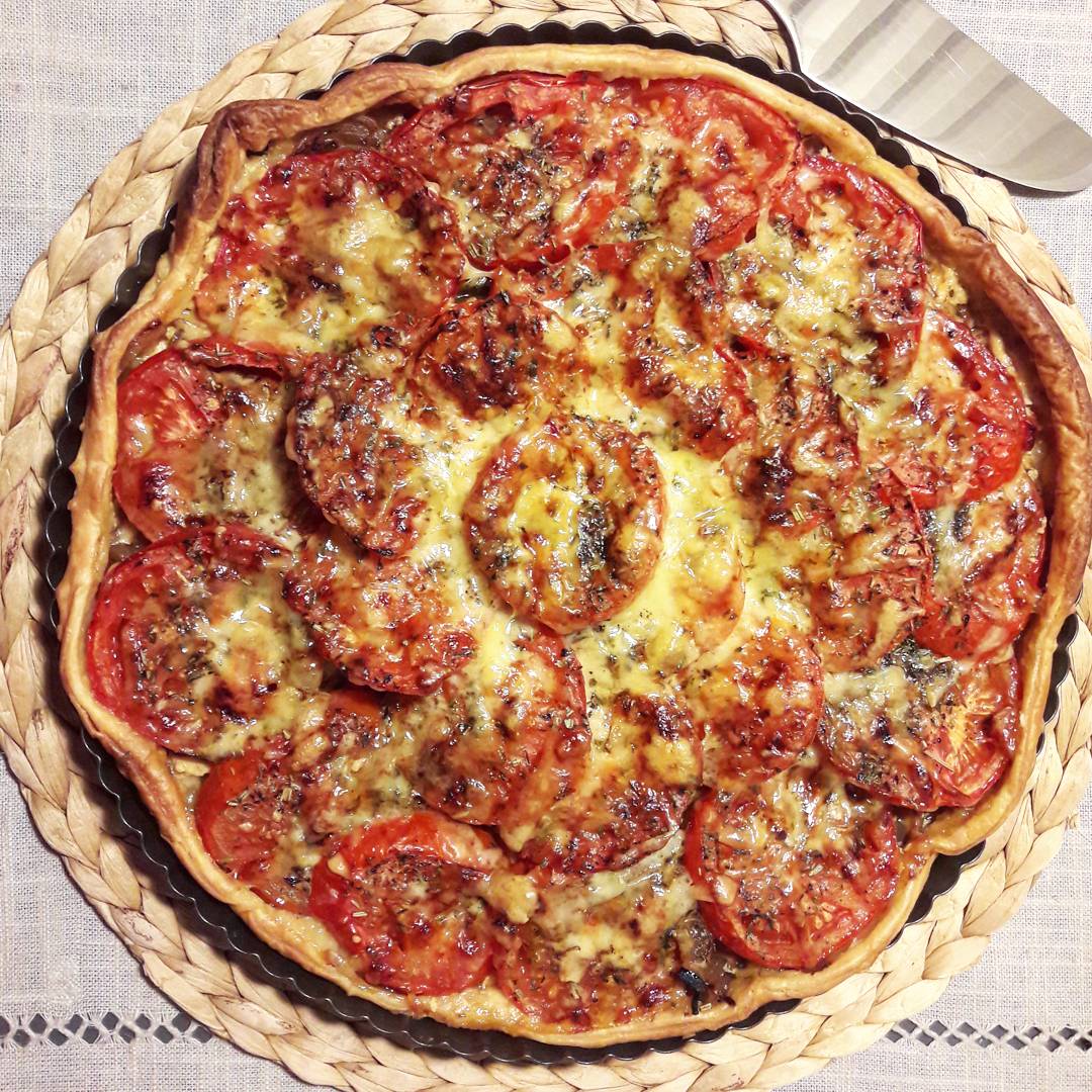 Tarte à la tomate, comté et moutarde Yummy & cie