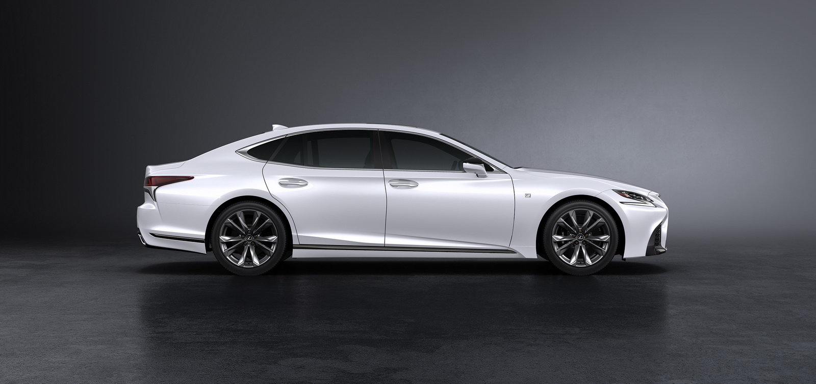 Hasil gambar untuk lexus ls 500 indonesia
