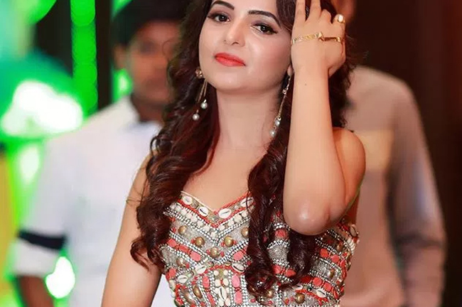 sugandha mishra bikini