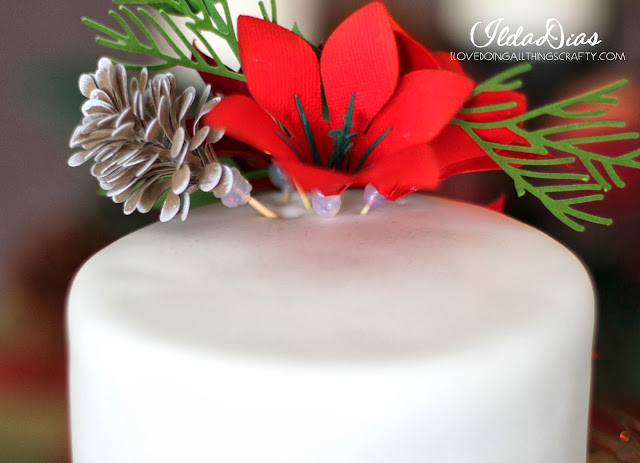 Christmas Paper Cake Floral Toppers | Cake a la SVGCuts | DIY Cakes