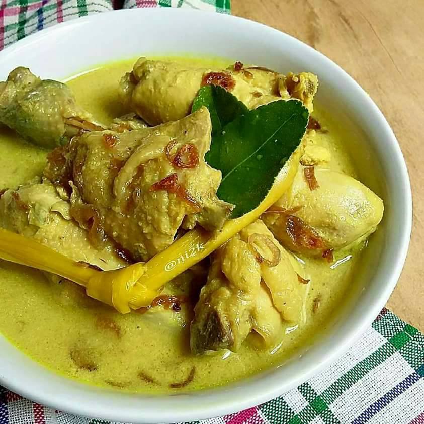 Opor ayam Resep Masakan Ibu Praktis Opor ayam Resep Masakan Ibu Praktis