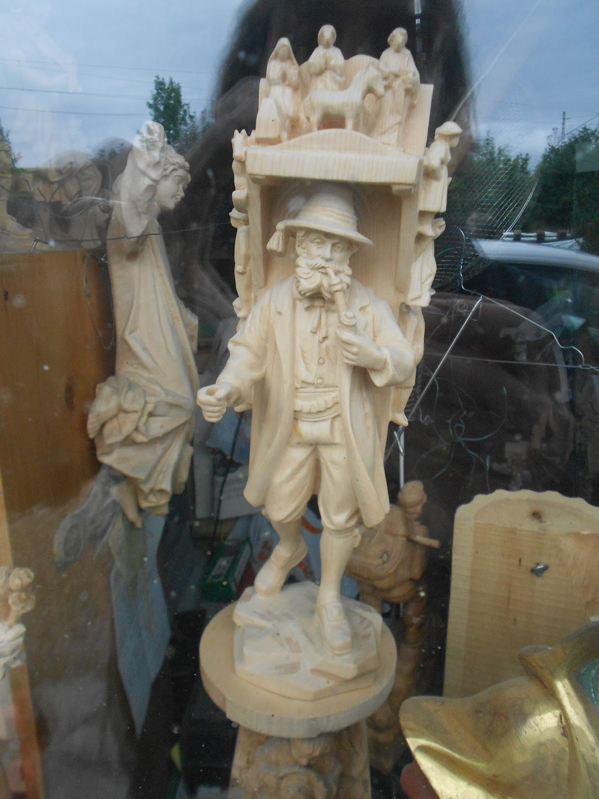 The woodcarving tradition of the Ammergauer Alps visiting Oberammergau