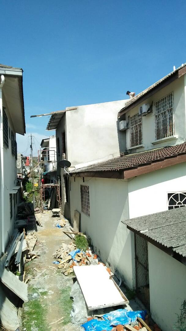 Renovation dan Ubahsuai Rumah Kekuda Besi Rangka Atap