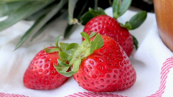 Buah strawberry mengandung zat antioksidan lengkap