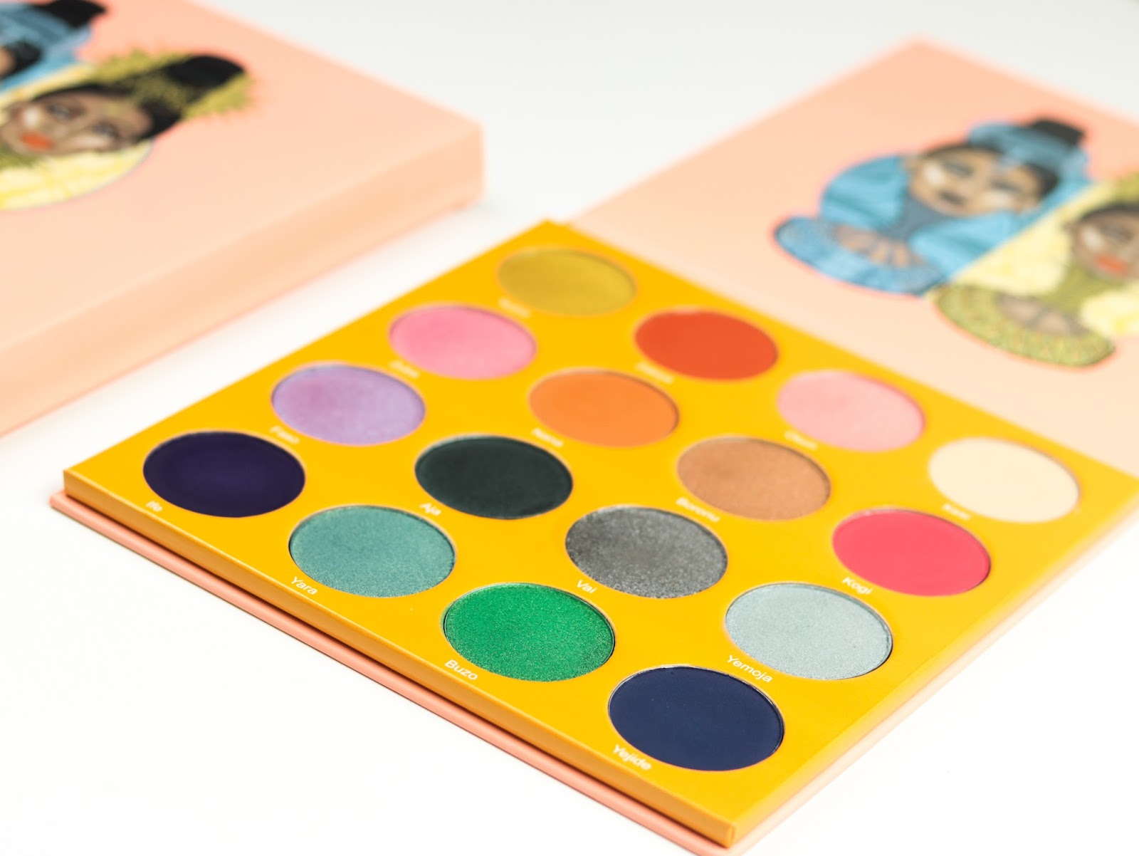 The Magic Palette Juvia's Place Avis et Swatch
