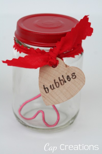 Cap Creations: Adorable DIY Valentine Bubbles