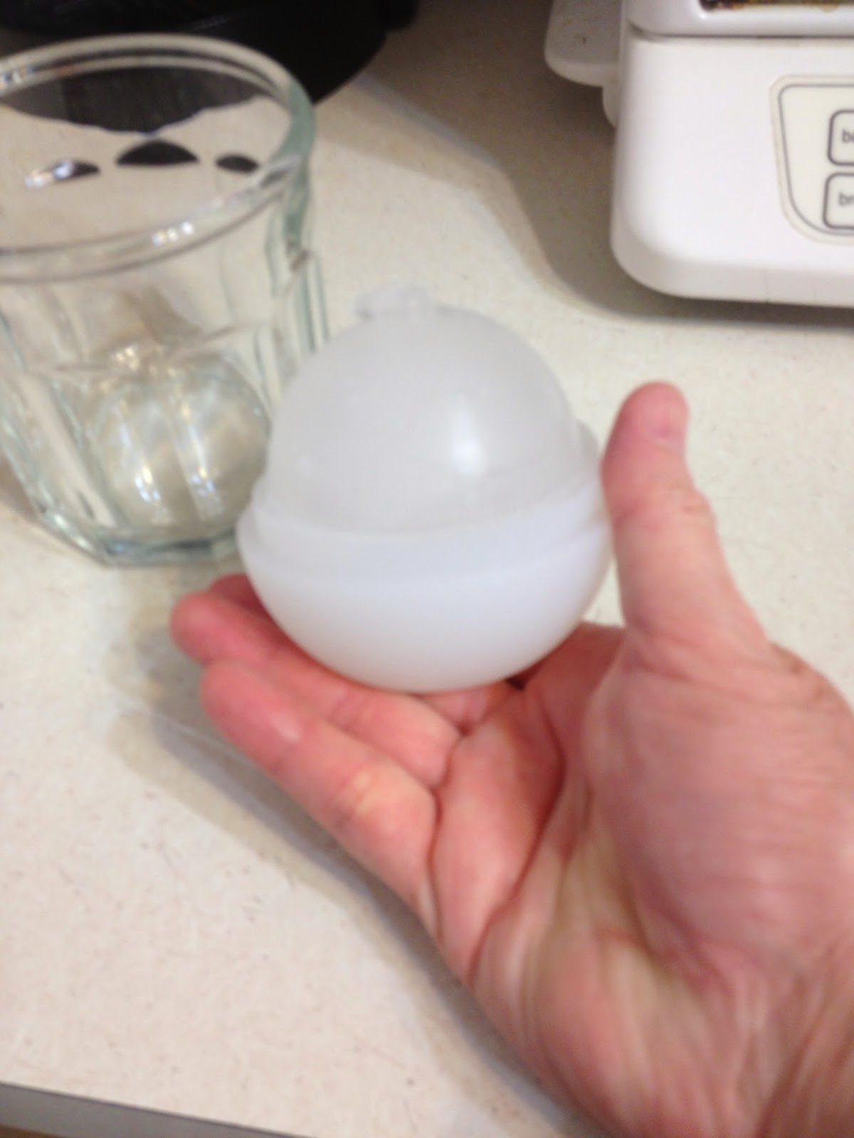 FL Mom's blog!: 2 Ice Ball Mold Review