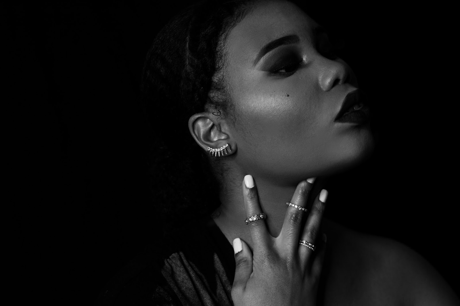 The Luxxe Edit - Side Effect Black and White Photography