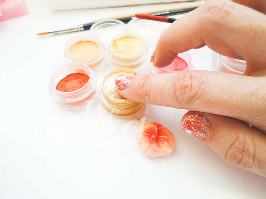 como-colorear-fimo-con-sombra-de-ojos-how-to-colour-polymer-clay-eye-shadow