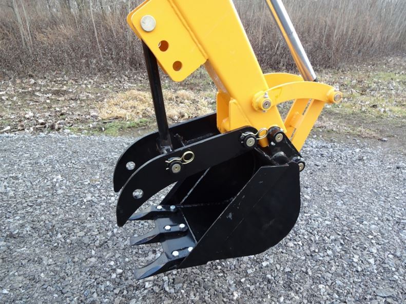 WoodMaxx WM8600 8' PTO Backhoe Attachment WM8600 8' Hydraulic PTO Backhoe Attachment!