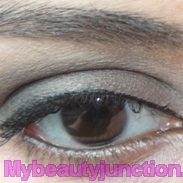 Smoky eye makeup with theBalm N*de'Tude palette