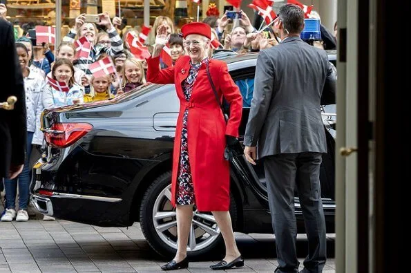 The Queen arrived at Flensburg Harbour with the Royal Ship Dannebrog