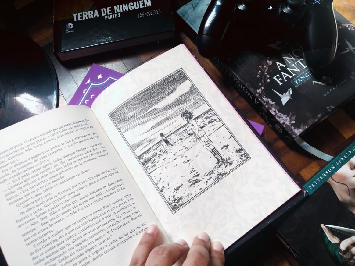 RESENHA DE LIVRO : A MENINA SUBMERSA : MEMÓRIAS - CAITLÍN R. KIERNAN