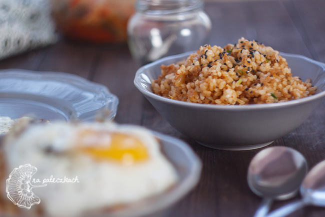 ryż z kimchi kimchi bokkeumbap