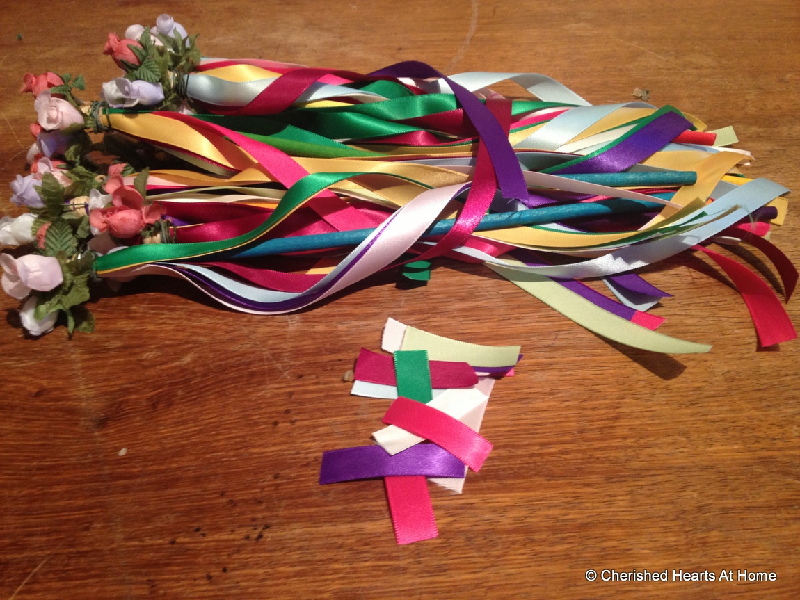 Cherished Hearts At Home: Miniture May Poles for Play
