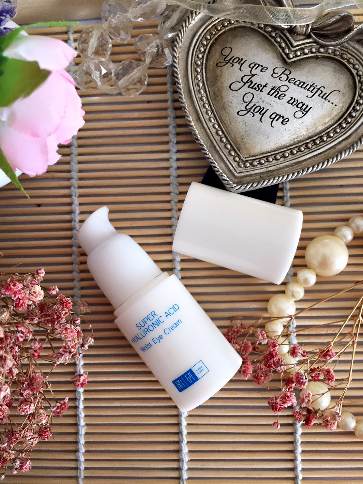 Hello Pretty Girl Hada Labo Super Hyaluronic Acid Moisturizing Eye