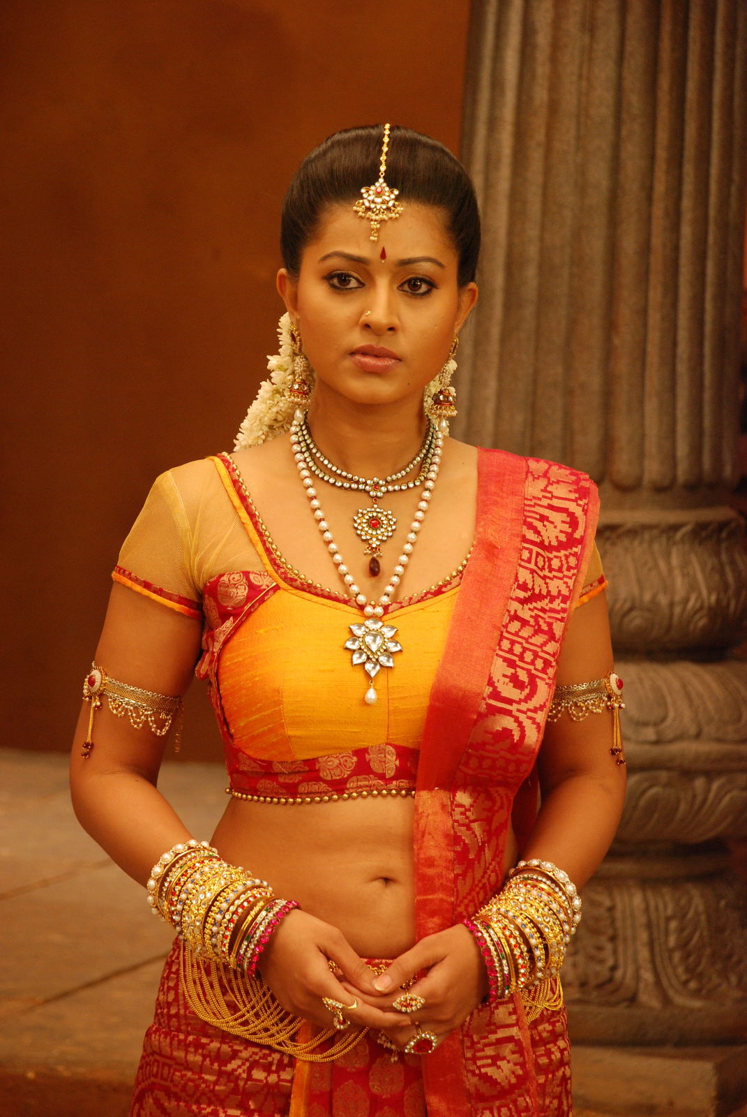 Tamil Actress Gorgeous Sneha Beautiful Hot Stills Ponnar Shankar ~ New 