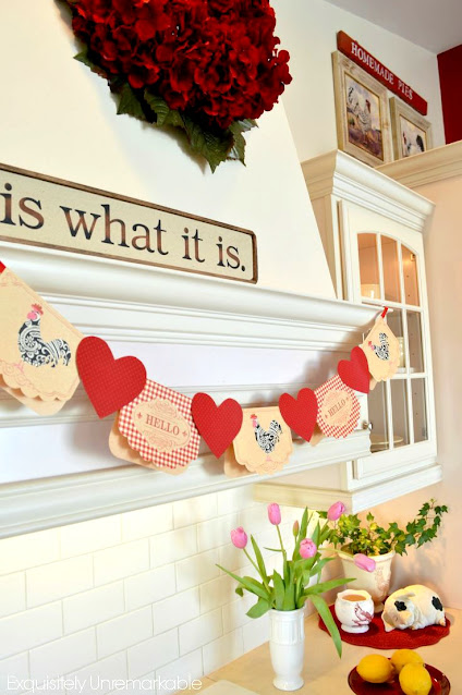 DIY Note Card Valentine's Day Banner 