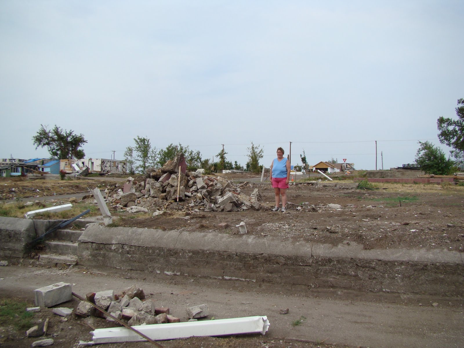 Cornerstone's Mission Trip to Joplin, MO