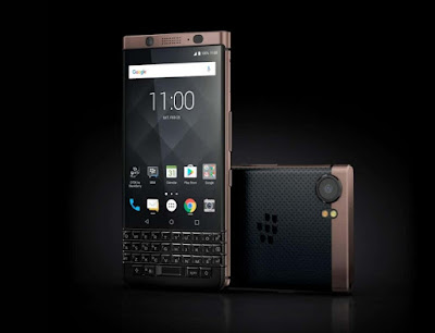 BlackBerry Siapkan 2 Ponsel Keyboard