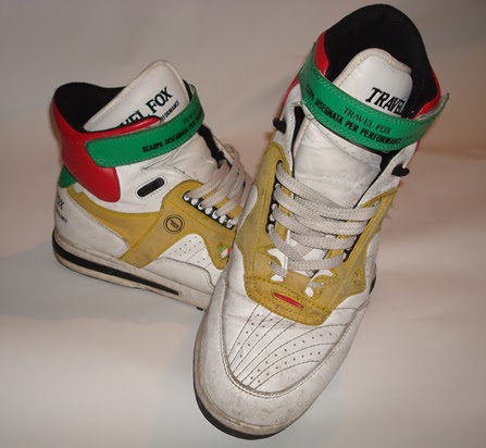 travel fox sneakers