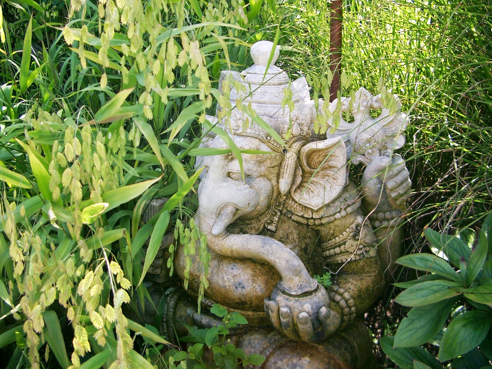 ganesh ©linda nelson 2014