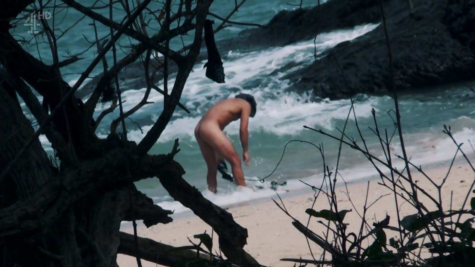 Ryan Thomas naked again Celebrity Island clip.