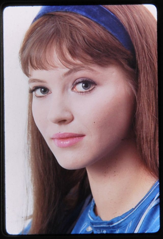 15 Gorgeous Photos of Anna Karina Taken by Willy Rizzo in 1965 ...