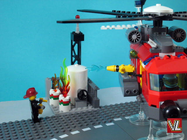 Set LEGO® City 60010 Fire Helicopter (Helicóptero de Combate ao Fogo)