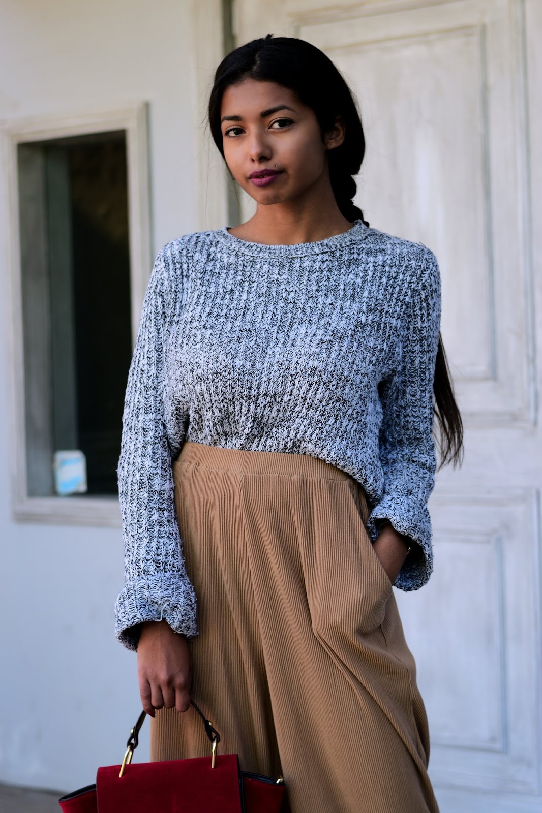 how to look chic in casual gray sweaters
