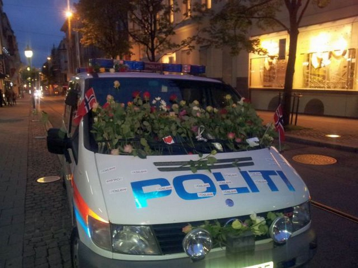 Chuck's Fun Page 2 Cheese it! The Cops!