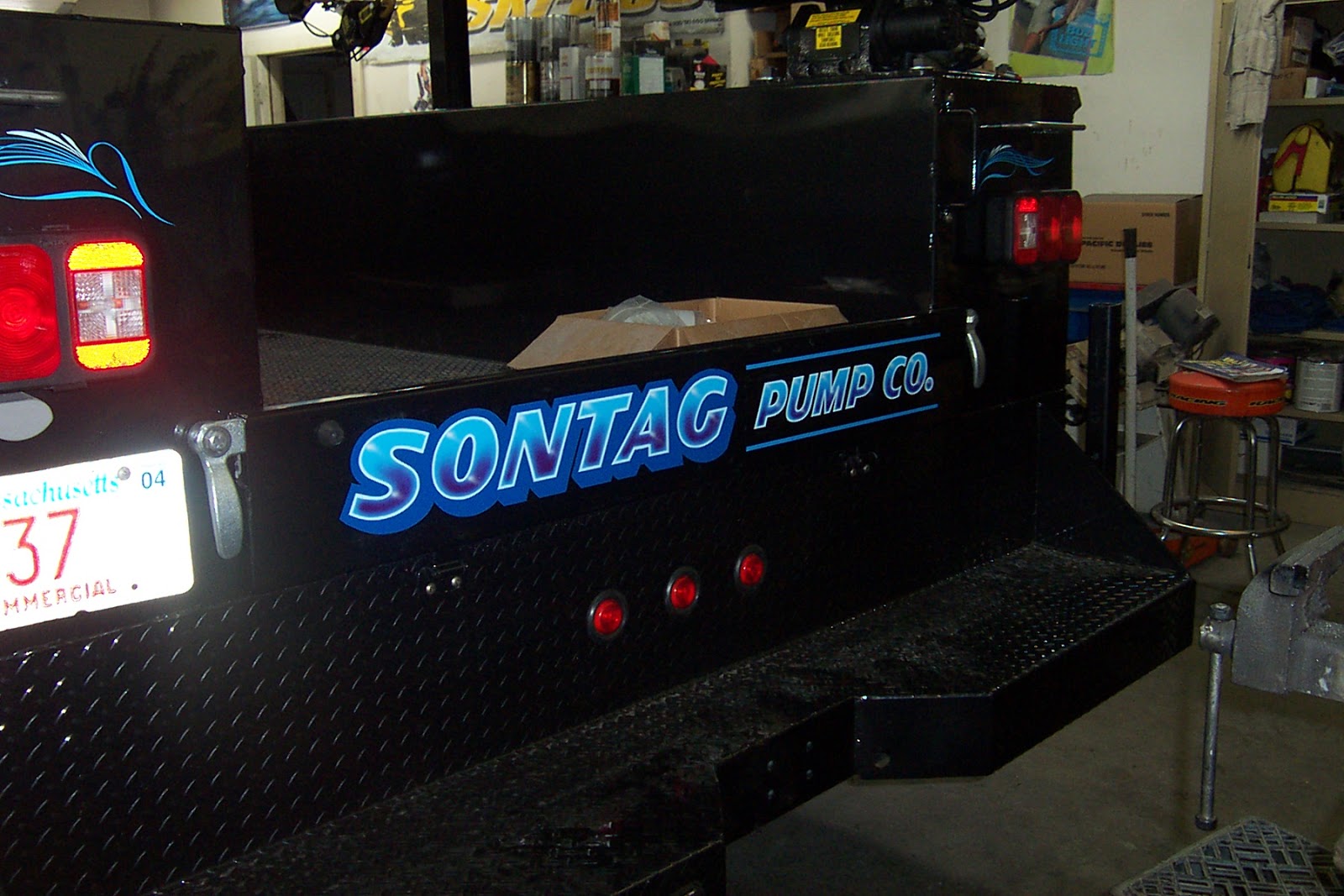 Dennis Day Designs Lettering, Pinstriping; Murals Hand Lettering