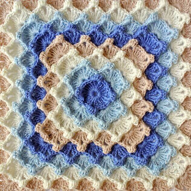 Crochet shell square. see several ideas on how to do it step by step.